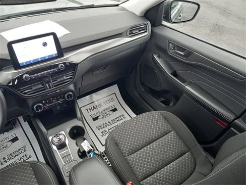 Used 2023 Ford Escape Active image 17