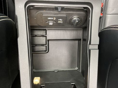 Used 2015 Ford Mustang GT Premium w/ Equipment Group 401A image 26