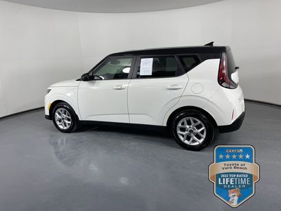 Certified 2023 Kia Soul S