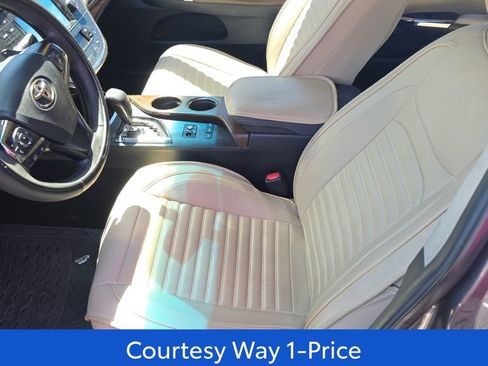 Used 2015 Toyota Avalon XLE Touring FWD image 13