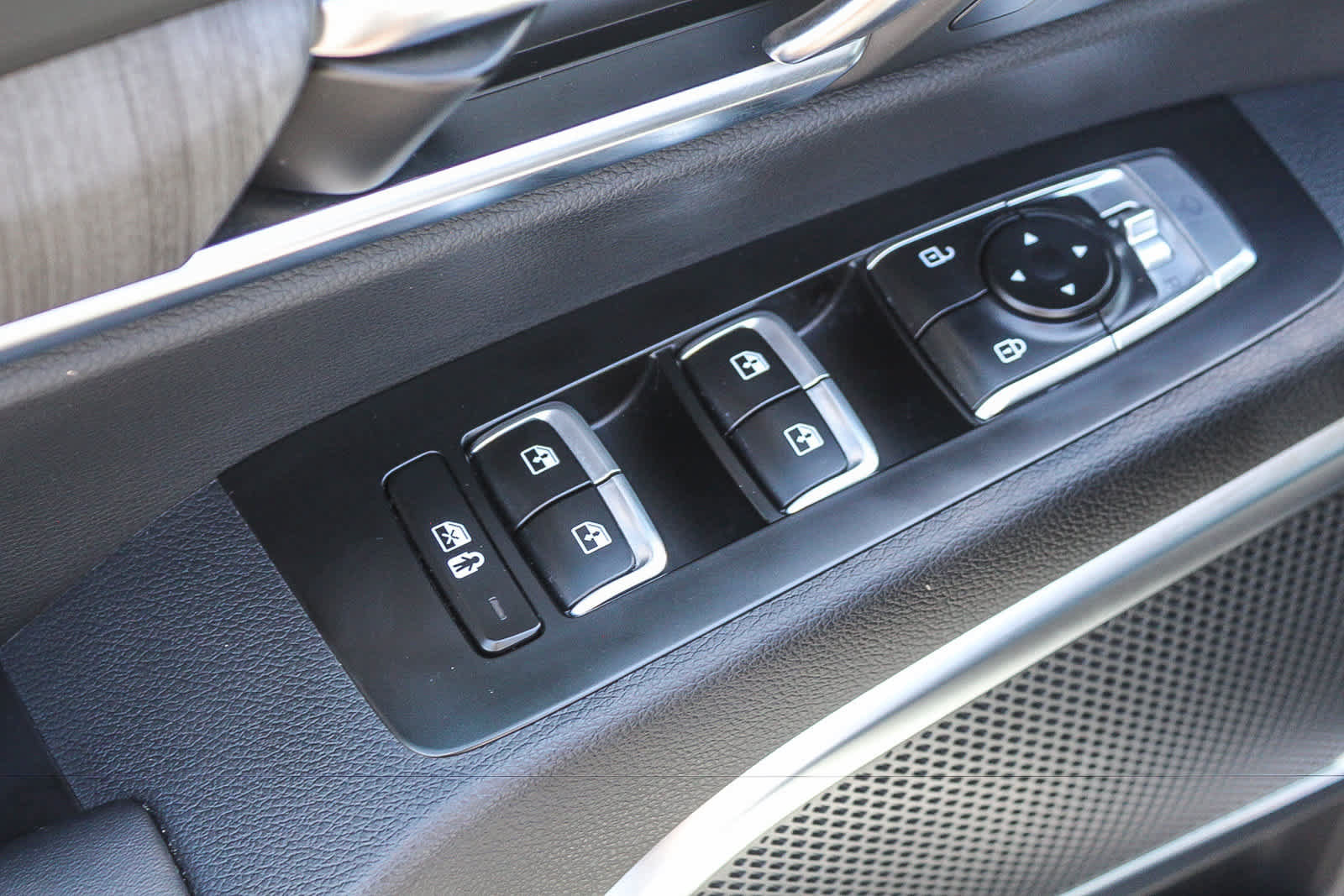 Used 2024 Kia Telluride SX FWD image 26