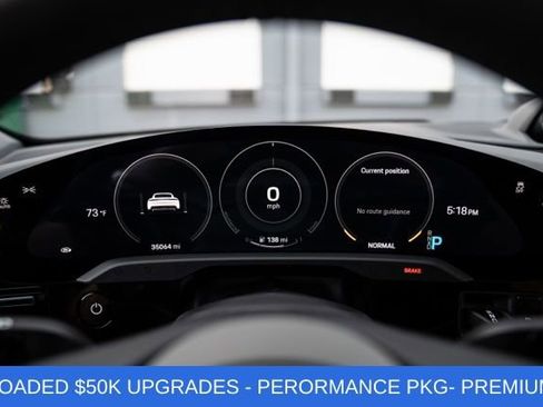 Used 2020 Porsche Taycan 4S image 31