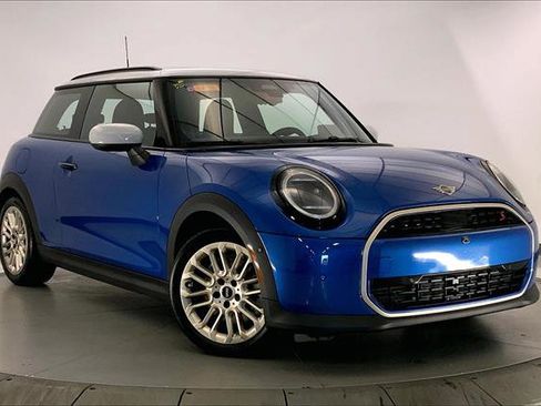 Certified 2025 MINI Cooper S image 33