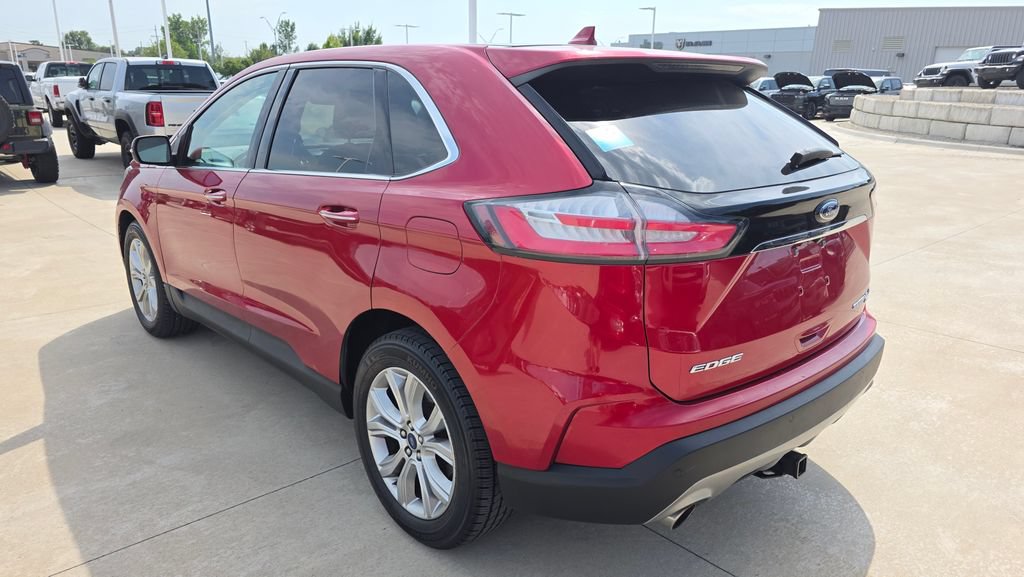 Used 2020 Ford Edge Titanium AWD/4WD image 3