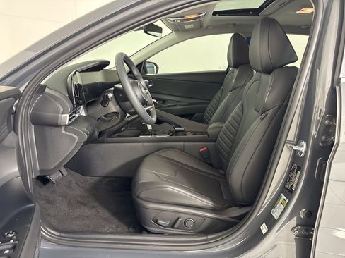 New 2026 Hyundai Elantra Limited image 14