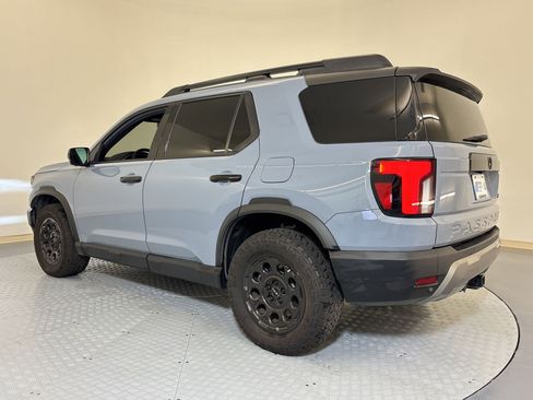 Used 2021 Honda Passport Touring image 3