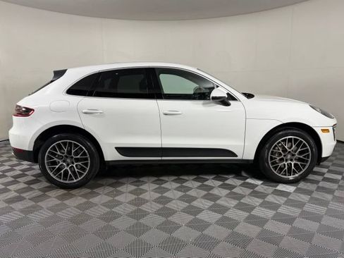 Used 2017 Porsche Macan S AWD/4WD image 9
