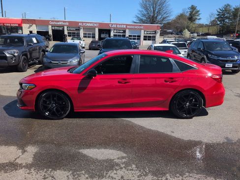 Used 2024 Honda Civic Sport image 5