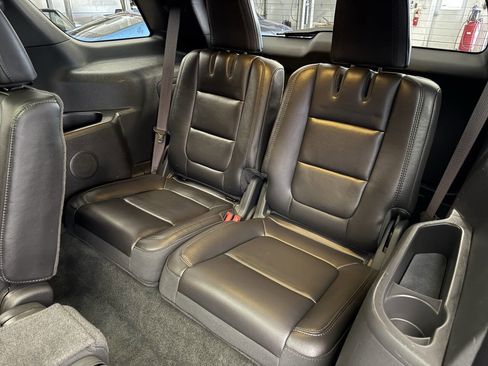 Used 2013 Ford Explorer XLT AWD/4WD image 20