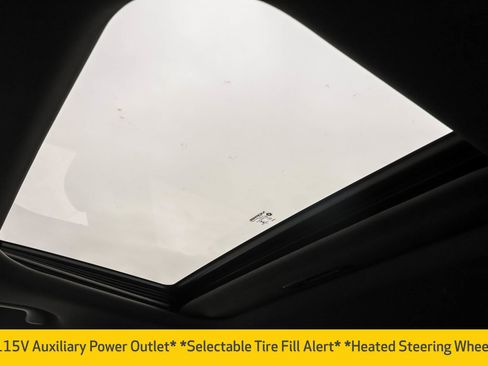 New 2025 Jeep Grand Cherokee Altitude image 7