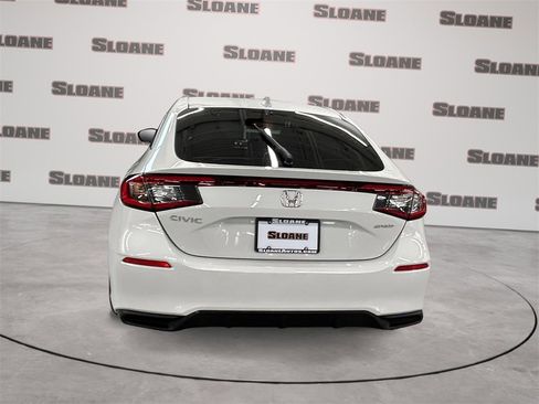 Used 2023 Honda Civic Sport image 4