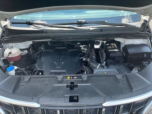 Used 2022 Kia Carnival EX FWD image 29