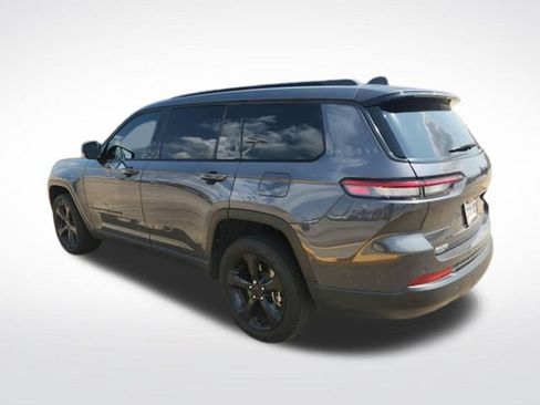 Used 2025 Jeep Grand Cherokee L Limited w/ Black Appearance Package RWD image 7