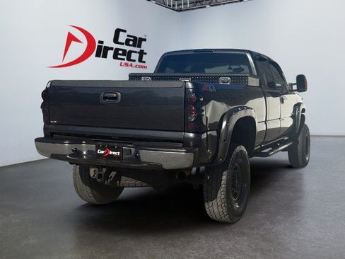 Used 2005 Chevrolet Silverado 2500 LS AWD/4WD image 7