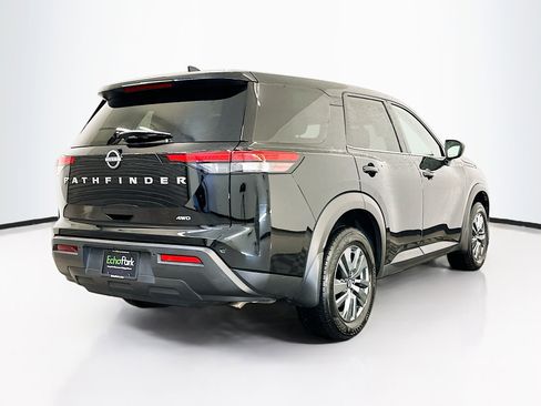 Used 2024 Nissan Pathfinder S AWD/4WD image 9