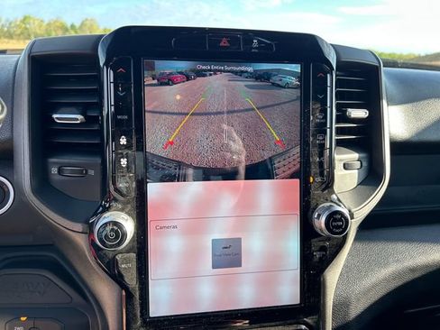 New 2025 RAM 2500 Tradesman AWD/4WD image 30