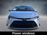 Used 2022 Toyota Corolla LE image 4