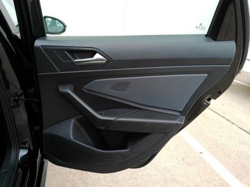 Used 2025 Volkswagen Jetta GLI Autobahn image 22