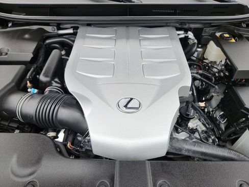Used 2023 Lexus GX 460 Premium w/ Premium Plus Package AWD/4WD image 18
