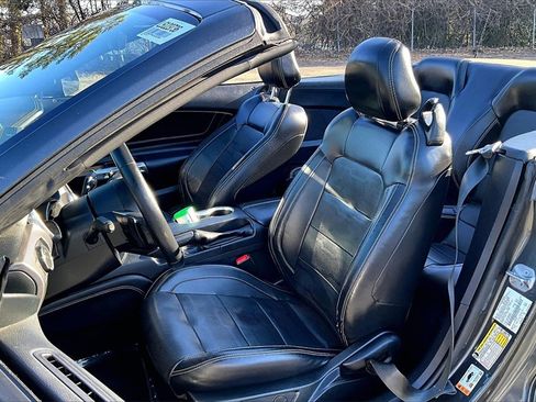 Used 2020 Ford Mustang GT Premium w/ Equipment Group 401A image 19