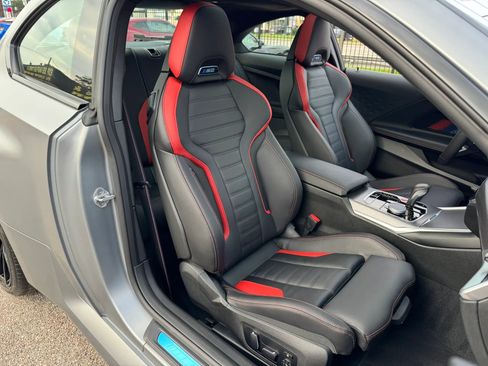 Used 2026 BMW M2 w/ Lighting Package RWD image 29