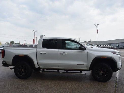 Used 2023 GMC Canyon Elevation w/ Convenience Package RWD image 9