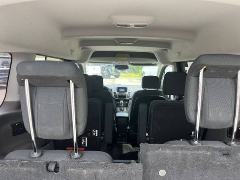 Used 2022 Ford Transit Connect XL FWD image 15