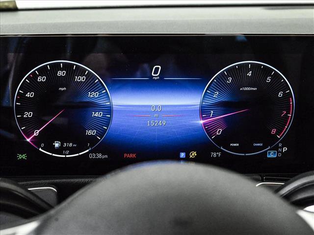 Used 2025 Mercedes-Benz GLB 250 4MATIC image 11