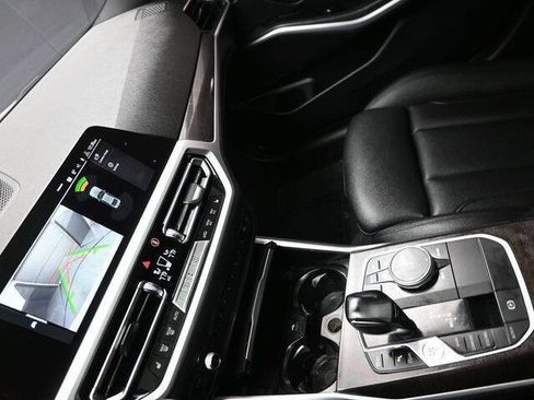 Used 2020 BMW 330i Sedan w/ Convenience Package image 25