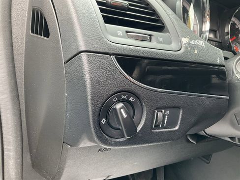 Used 2017 Dodge Grand Caravan SE image 26
