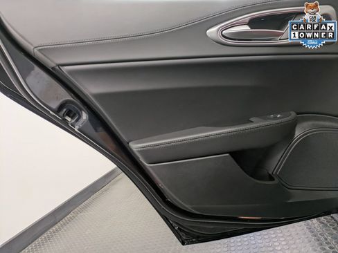 Used 2026 Alfa Romeo Giulia AWD image 22
