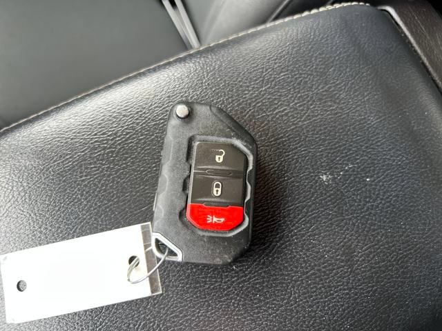 Used 2021 Jeep Wrangler Unlimited Sahara AWD/4WD image 28