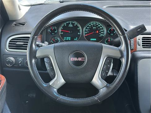 Used 2012 GMC Yukon XL SLE w/ Convenience Package AWD/4WD image 21