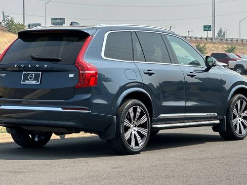 Used 2023 Volvo XC90 T8 Plus AWD/4WD image 3