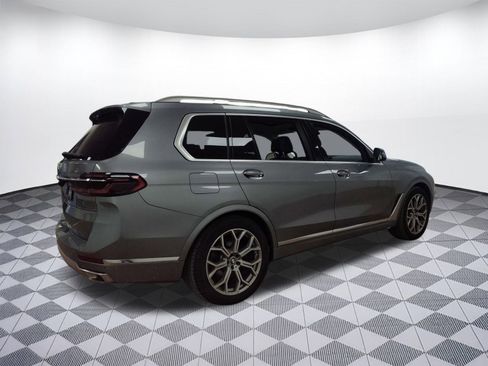 Used 2025 BMW X7 xDrive40i w/ Premium Package image 7