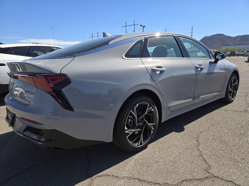 New 2027 Kia K5 GT-Line image 3