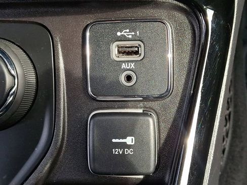 Used 2019 Jeep Compass Altitude image 26