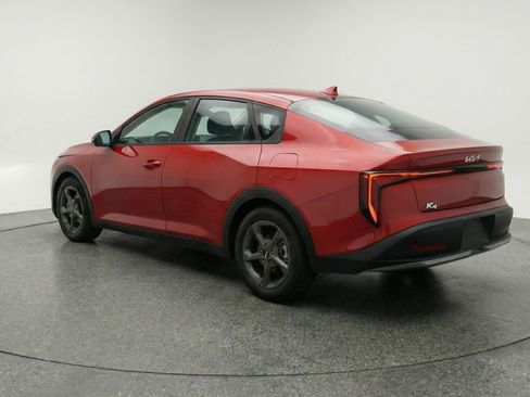Used 2025 Kia K4 LXS image 6