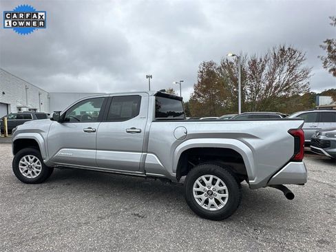 Used 2024 Toyota Tacoma SR5 image 5