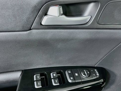 Used 2022 Kia Sportage EX w/ EX Technology Package FWD image 27