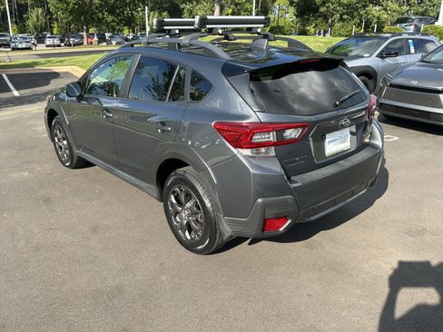 Used 2021 Subaru Crosstrek 2.5i Sport w/ Moonroof Package AWD/4WD image 8