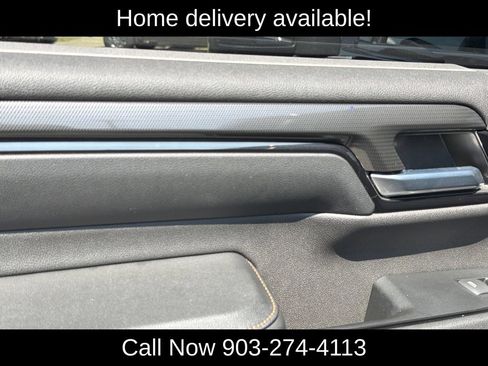 Used 2024 GMC Sierra 2500 AT4 w/ AT4 Premium Plus Package AWD/4WD image 18