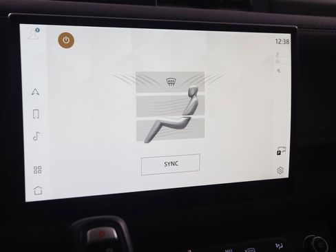 Used 2022 Land Rover Defender 110 SE image 36