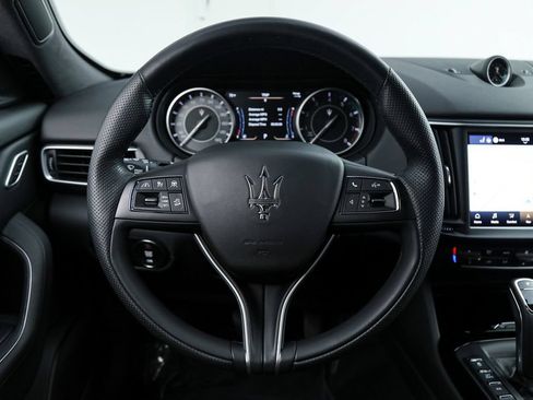 Certified 2023 Maserati Levante GT AWD/4WD image 18