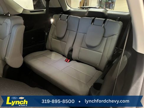 New 2026 Ford Explorer Active w/ Active Comfort Package image 19