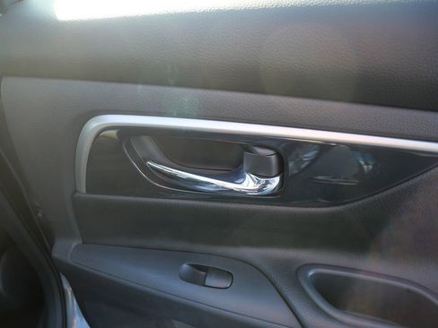 Used 2014 Nissan Altima 2.5 S w/ Sport Value Package image 27