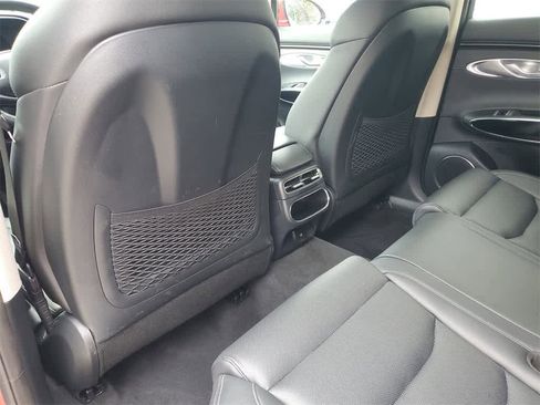 Used 2025 Genesis GV70 2.5T image 12