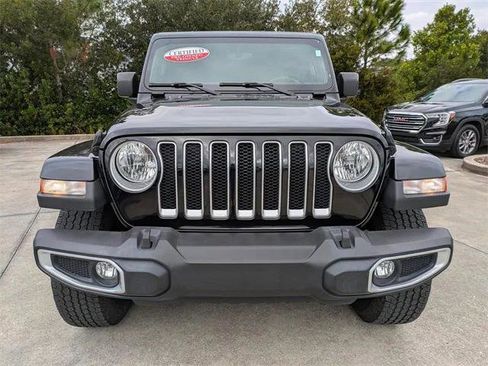 Certified 2022 Jeep Wrangler Unlimited Sahara image 9