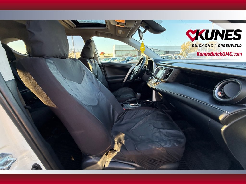 Used 2018 Toyota RAV4 XLE w/ Plus Extra Value Package AWD/4WD image 38
