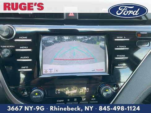 Used 2018 Toyota Camry XLE FWD image 22